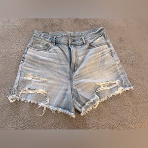 American Eagle Distressed Size 16 Shorts